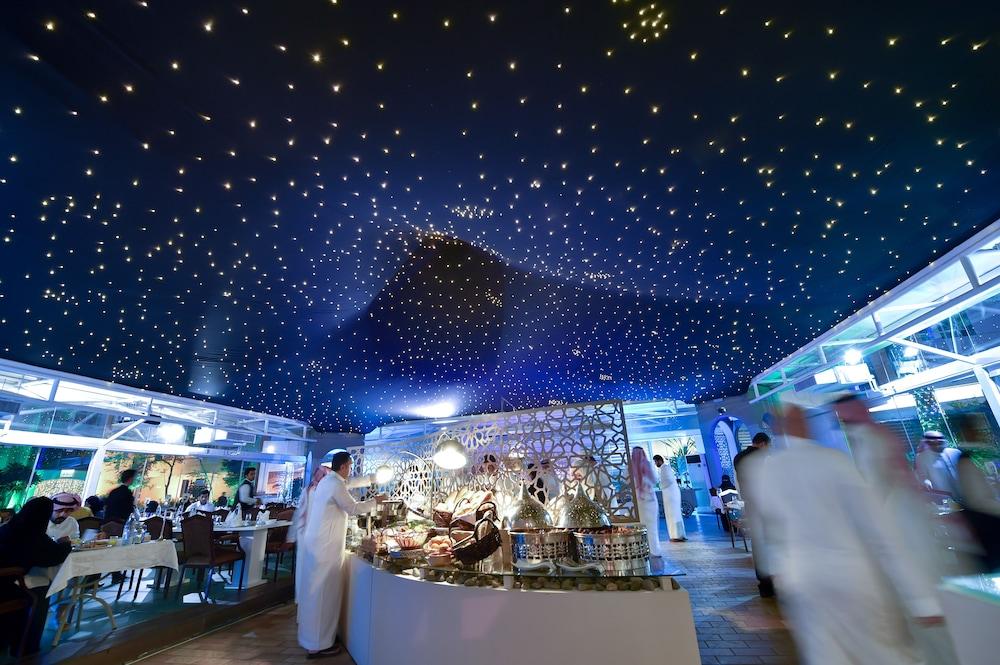 Carlton Al Moaibed Hotel Dammam Exterior photo The tent