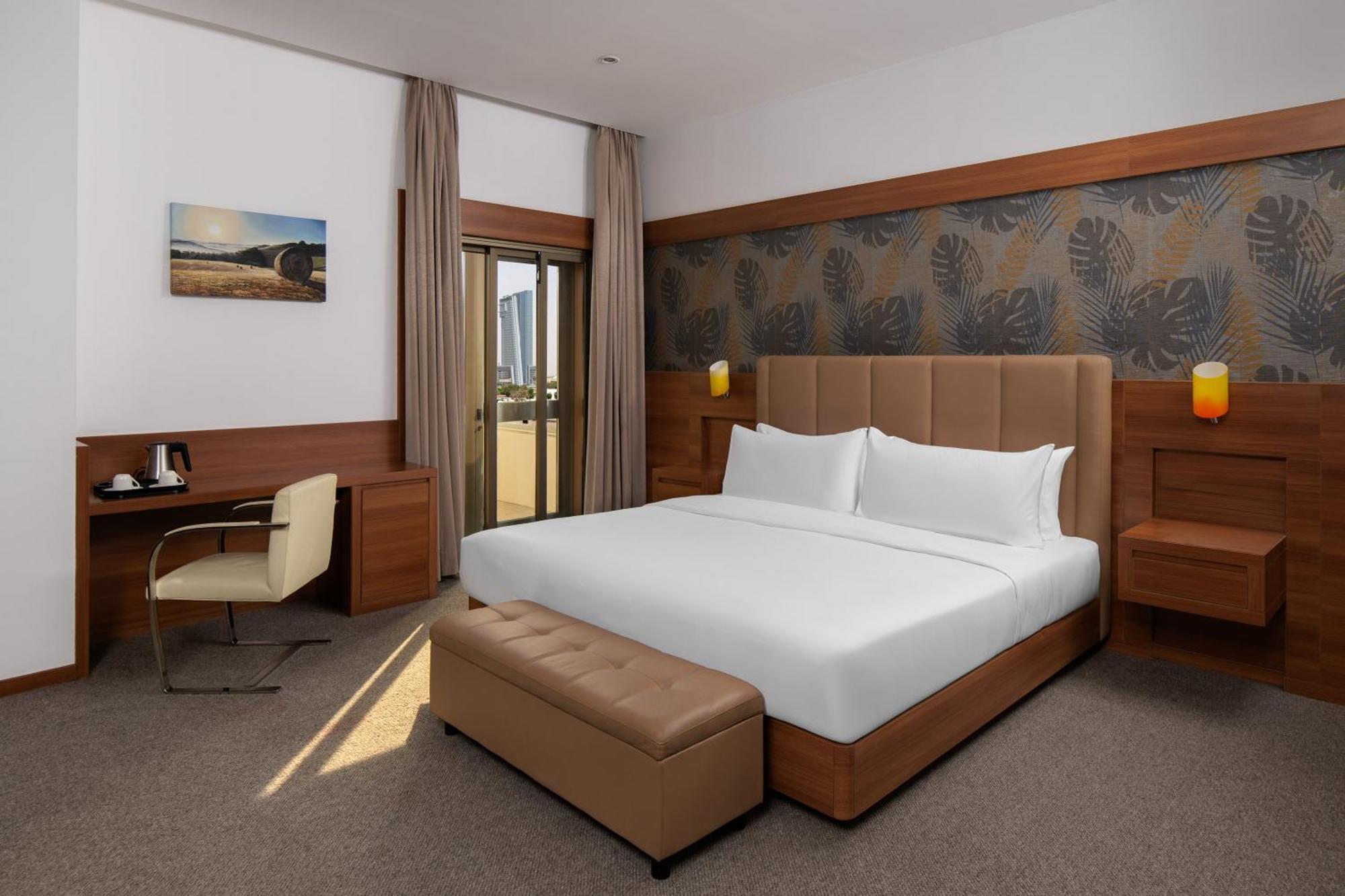 Carlton Al Moaibed Hotel Dammam Exterior photo Deluxe Room