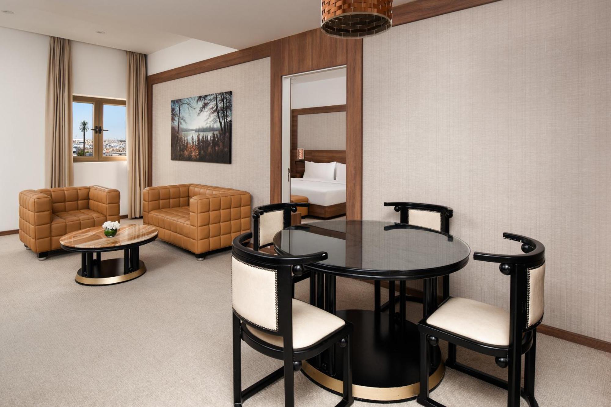 Carlton Al Moaibed Hotel Dammam Exterior photo Suite