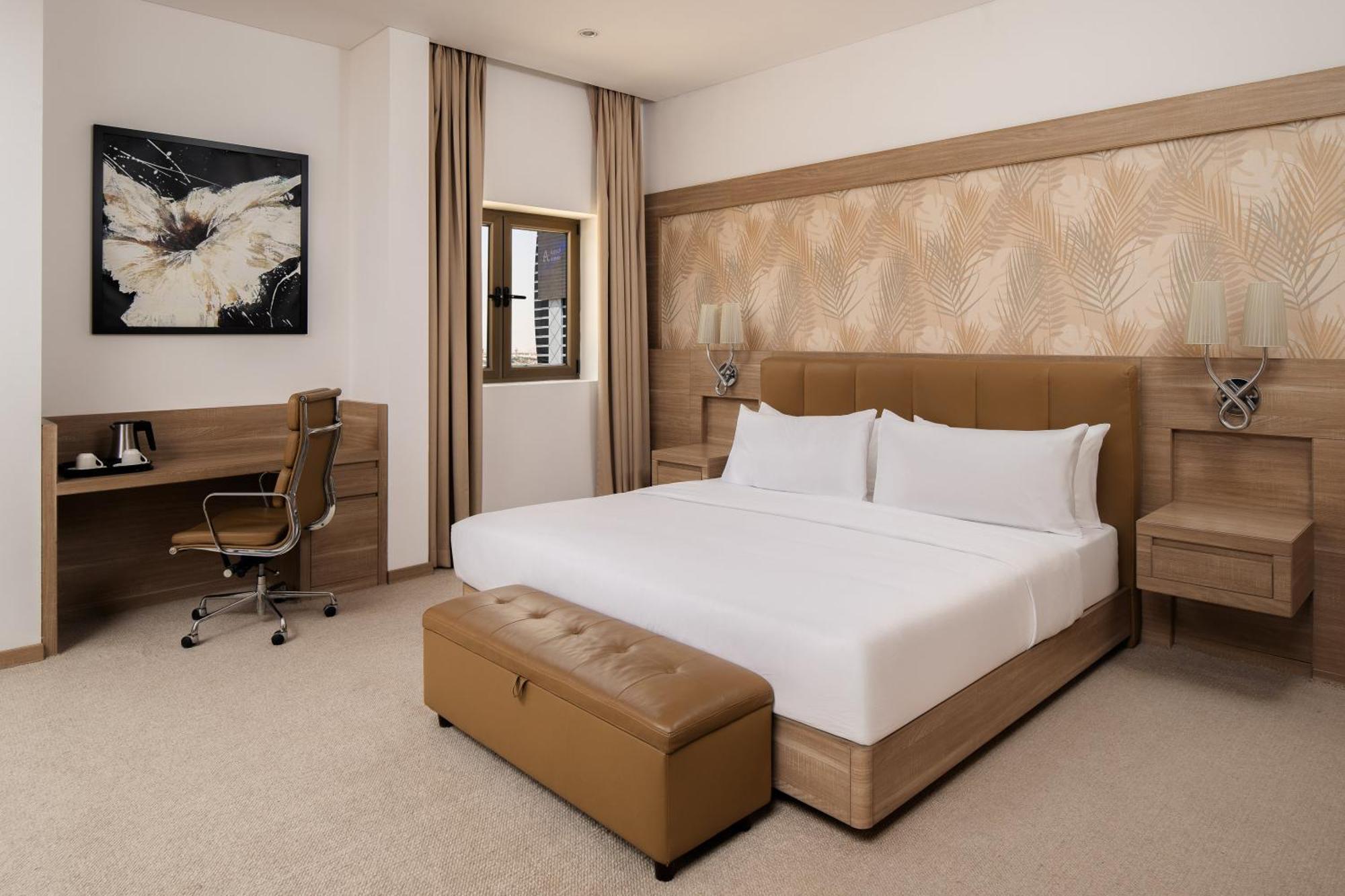 Carlton Al Moaibed Hotel Dammam Exterior photo A bedroom at the hotel