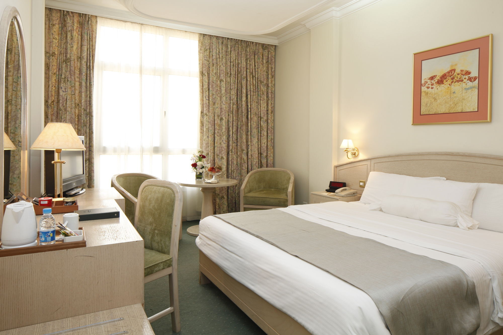 Carlton Al Moaibed Hotel Dammam Exterior photo A room at the hotel